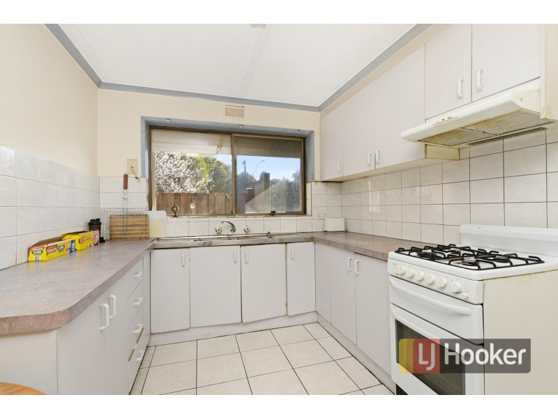 16 Somerville Road, Hampton Park VIC 3976