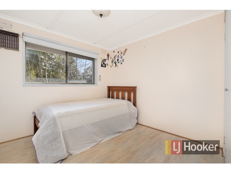 16 Somerville Road, Hampton Park VIC 3976