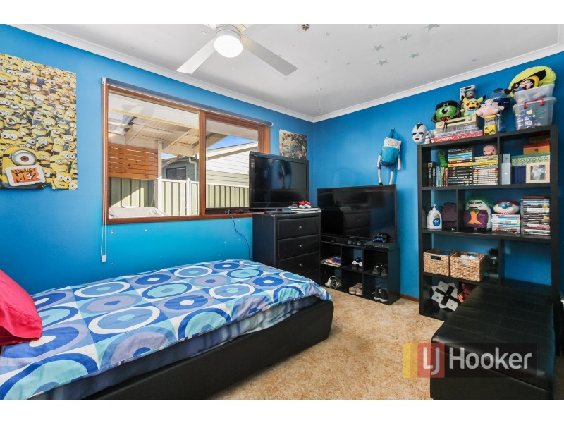 17 Springfield Crescent, Hampton Park VIC 3976