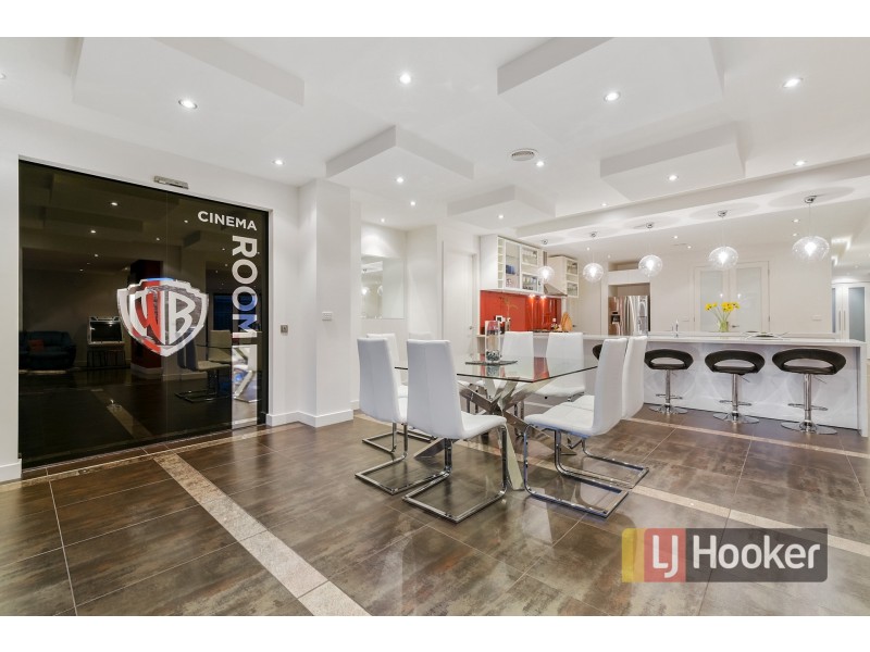 31 Rose Garden Court, Narre Warren North VIC 3804