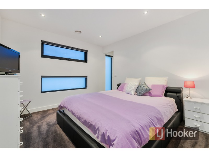 31 Rose Garden Court, Narre Warren North VIC 3804