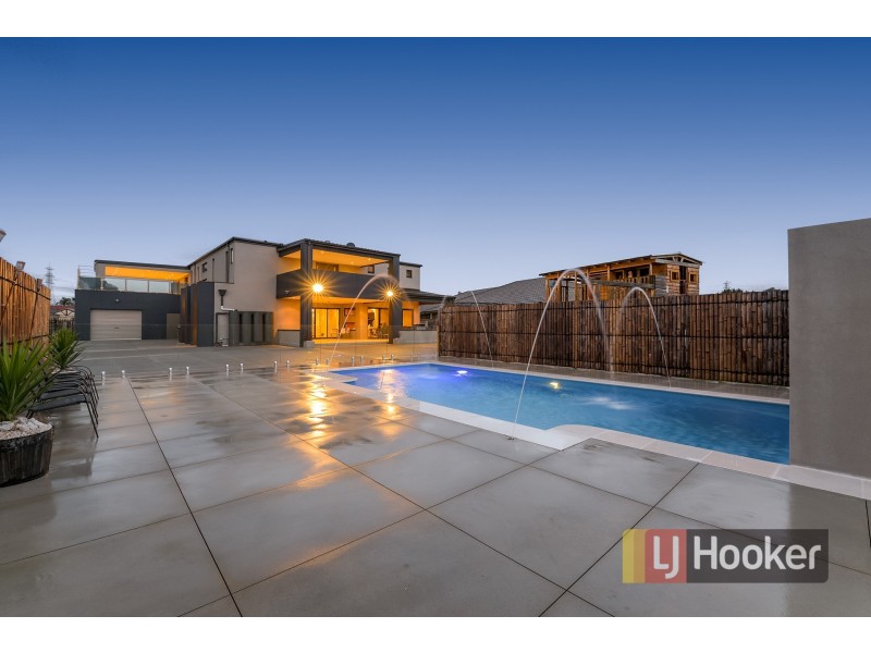 31 Rose Garden Court, Narre Warren North VIC 3804