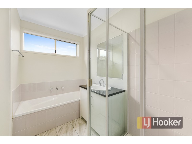 42 Terrapin Drive, Narre Warren South VIC 3805