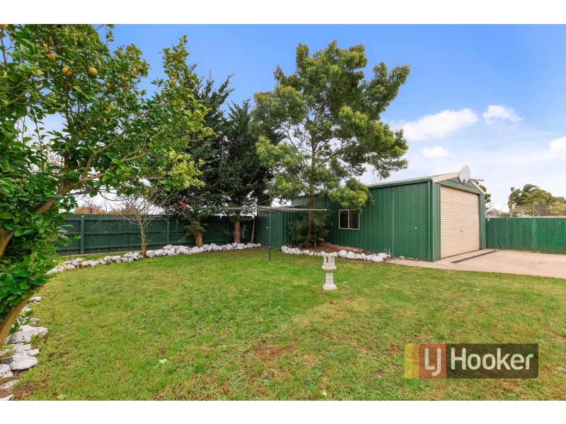 42 Terrapin Drive, Narre Warren South VIC 3805