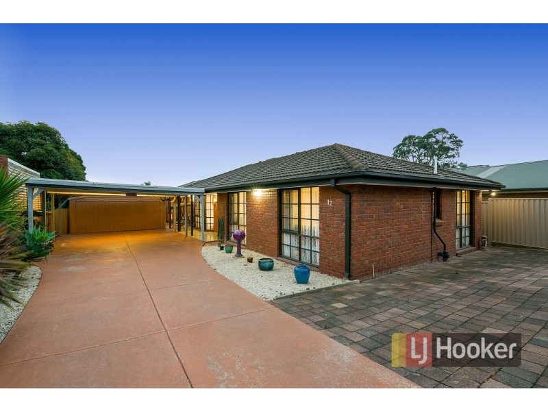 12 Kooyong Close, Hampton Park VIC 3976