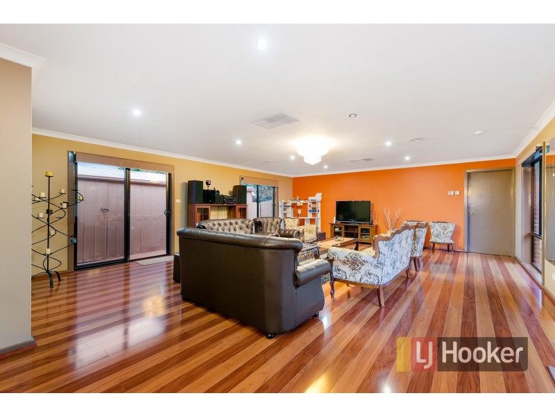 12 Kooyong Close, Hampton Park VIC 3976