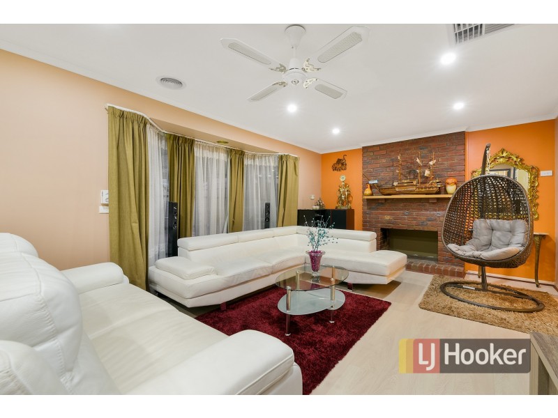 12 Kooyong Close, Hampton Park VIC 3976