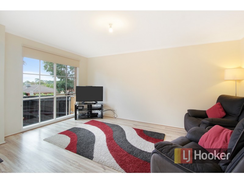 131 Warana Drive, Hampton Park VIC 3976