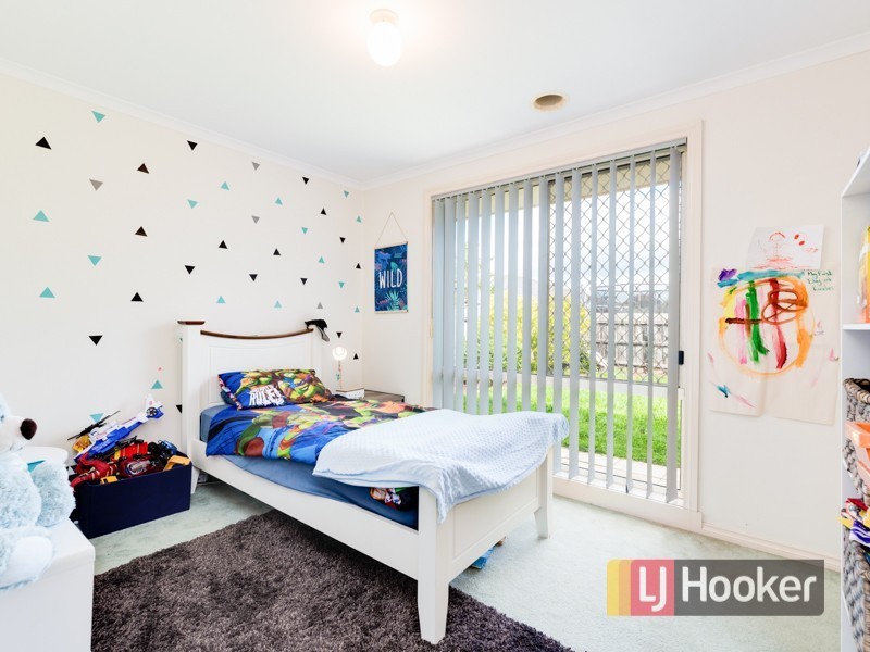 51 Raisell Road, Cranbourne West VIC 3977