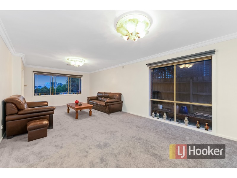 53 Reema Boulevard, Endeavour Hills VIC 3802