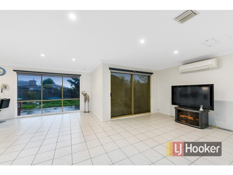 53 Reema Boulevard, Endeavour Hills VIC 3802