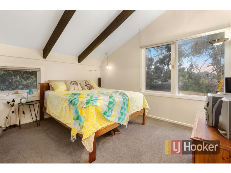 118 Sweeney Drive, Narre Warren VIC 3805