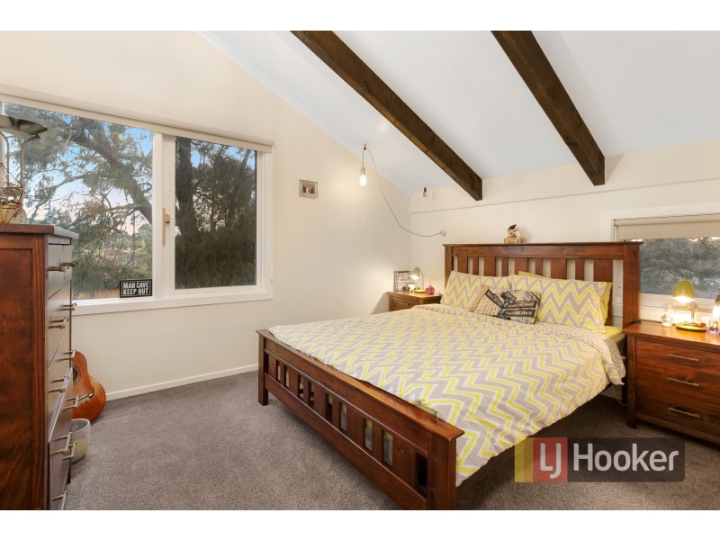 118 Sweeney Drive, Narre Warren VIC 3805