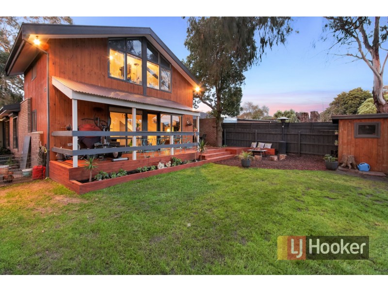 118 Sweeney Drive, Narre Warren VIC 3805