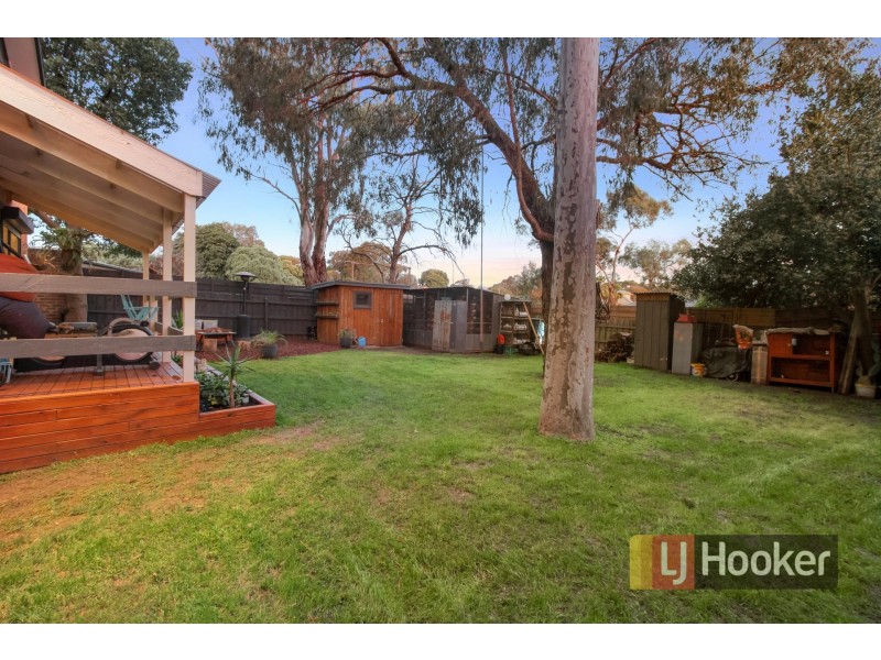 118 Sweeney Drive, Narre Warren VIC 3805