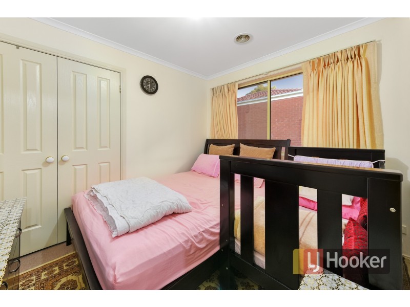 11 Horton Drive, Hampton Park VIC 3976