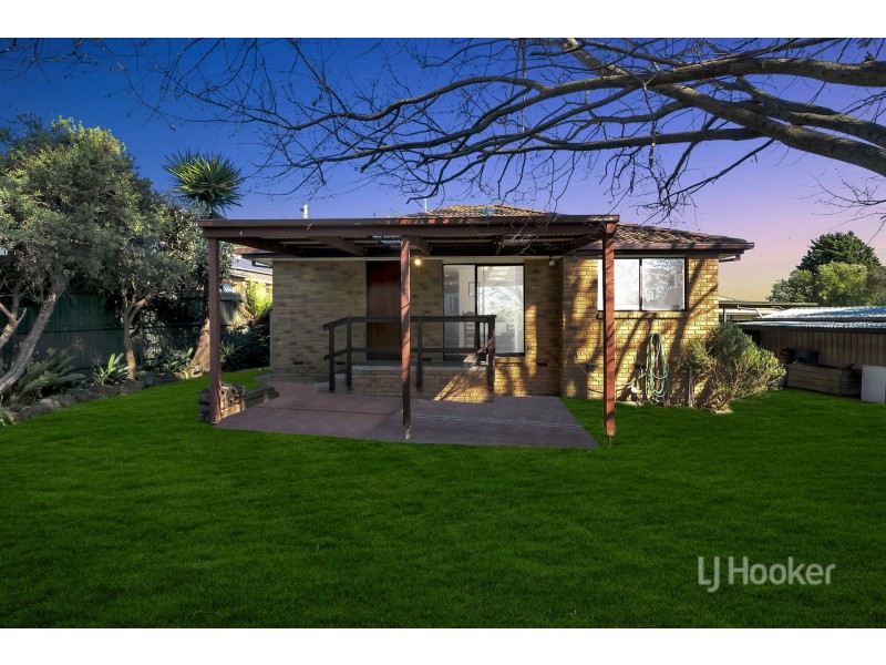 11 Medinah Rise, Hampton Park VIC 3976