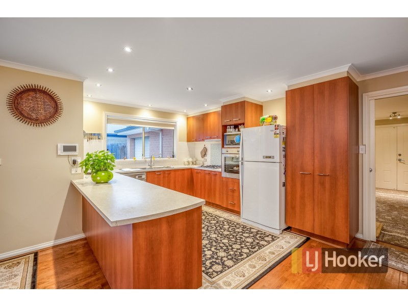 11 Appleton Court, Narre Warren South VIC 3805