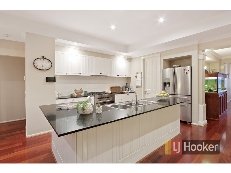 21 Mermaid Grove, Lyndhurst VIC 3975