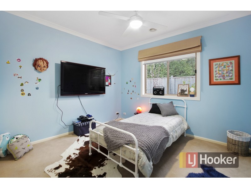 21 Mermaid Grove, Lyndhurst VIC 3975