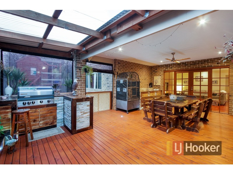 21 Mermaid Grove, Lyndhurst VIC 3975