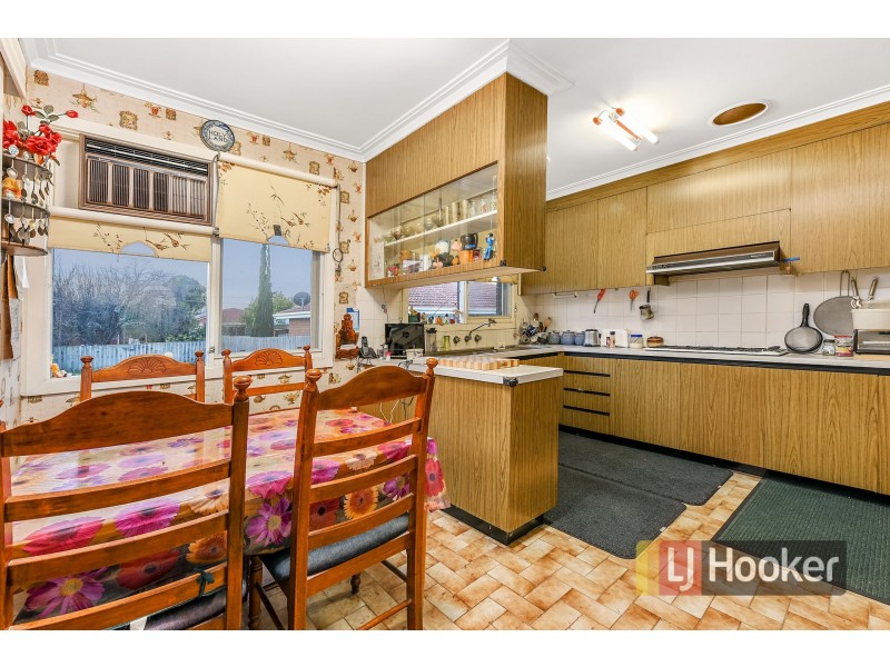 11 Hayden Road, Clayton South VIC 3169