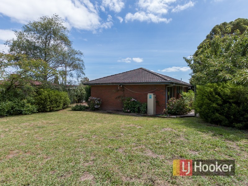 8 Fordholm Road, Hampton Park VIC 3976