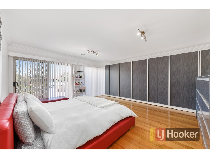 20 Paringa Boulevard, Meadow Heights VIC 3048