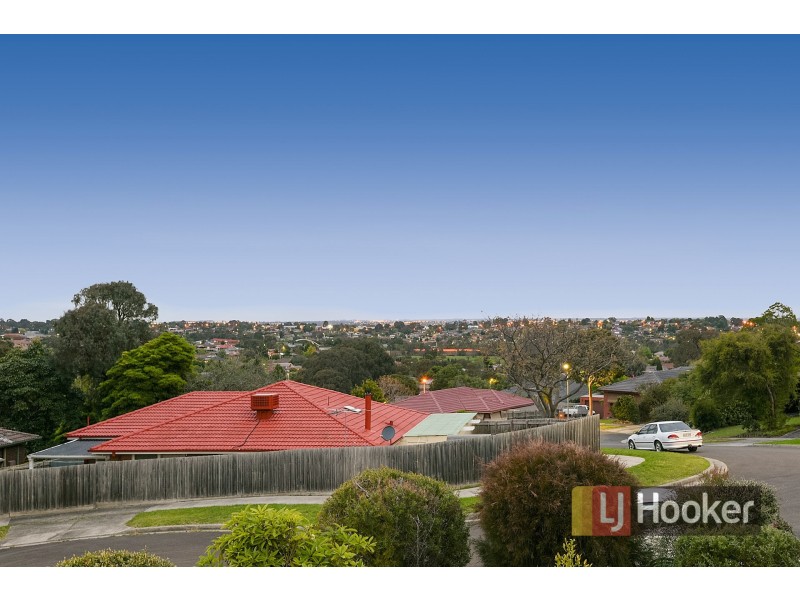 10 Tunley Close, Endeavour Hills VIC 3802