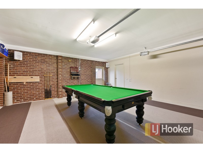 33 Aylmer Road, Lynbrook VIC 3975