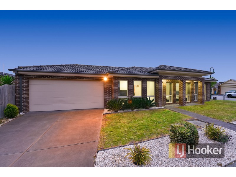 33 Aylmer Road, Lynbrook VIC 3975