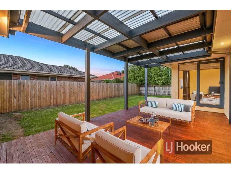 5 Pembroke Court, Berwick VIC 3806