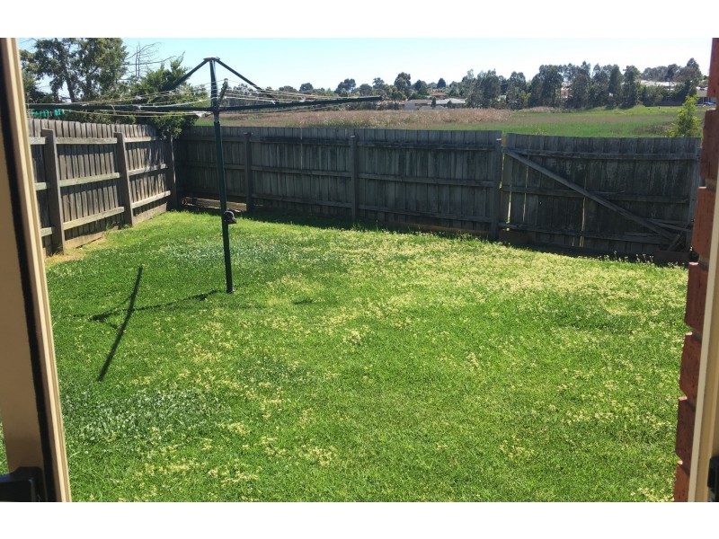 14 Oakman Way, Hampton Park VIC 3976