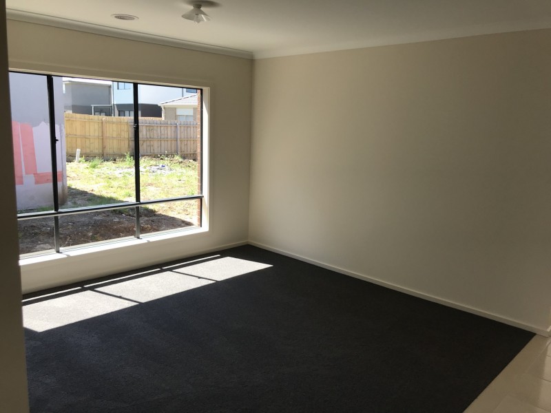 225B Fiorelli Boulevard, Cranbourne East VIC 3977