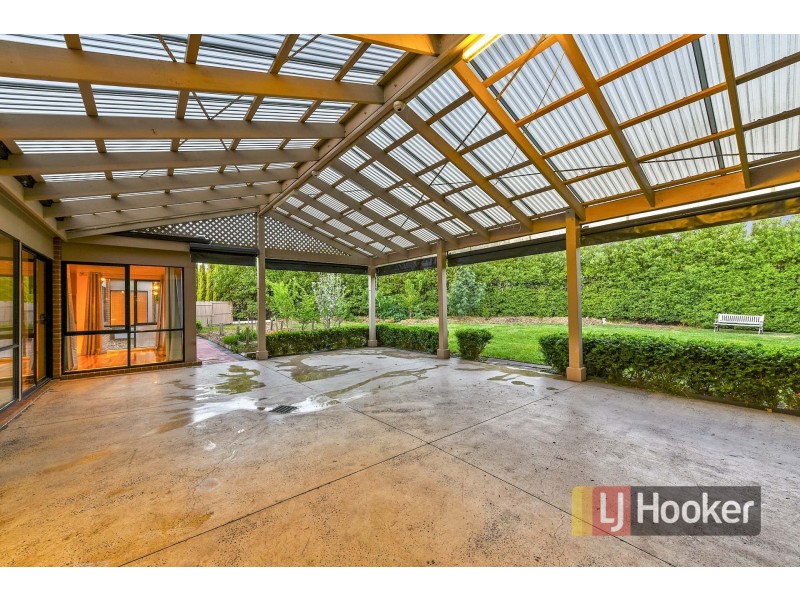 26 Hartsmere Drive, Berwick VIC 3806