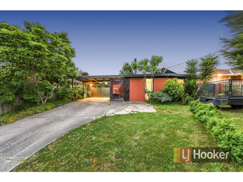 18 Dunkinson Street, Narre Warren VIC 3805
