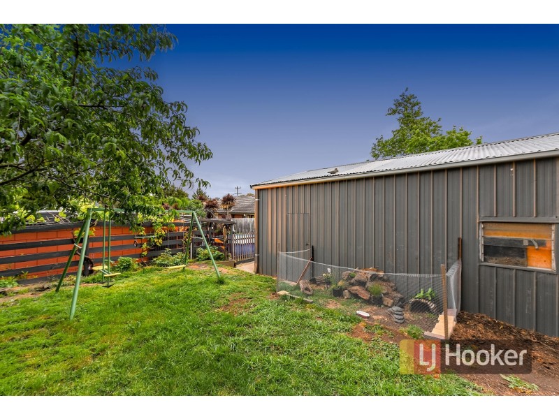 18 Dunkinson Street, Narre Warren VIC 3805