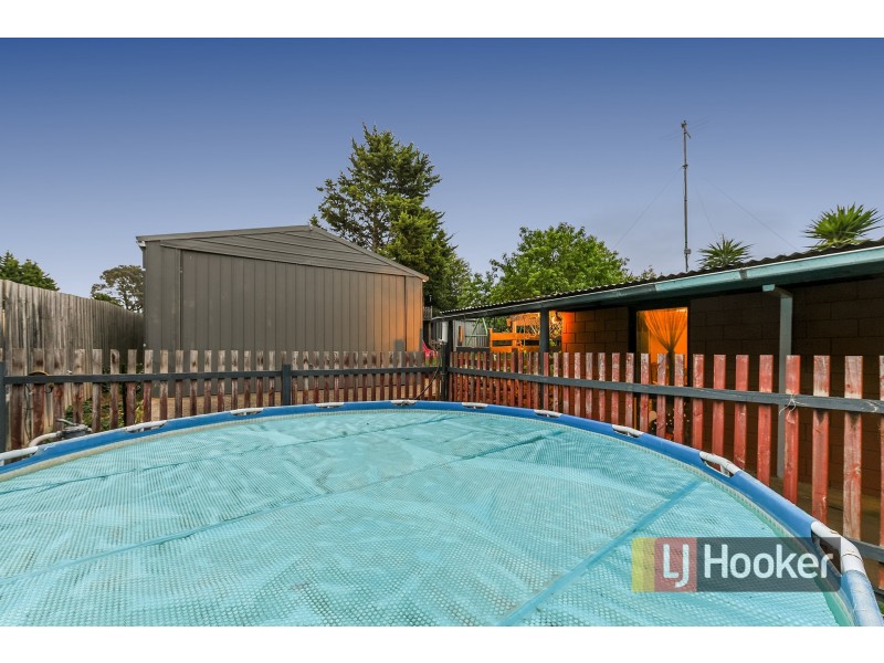 18 Dunkinson Street, Narre Warren VIC 3805