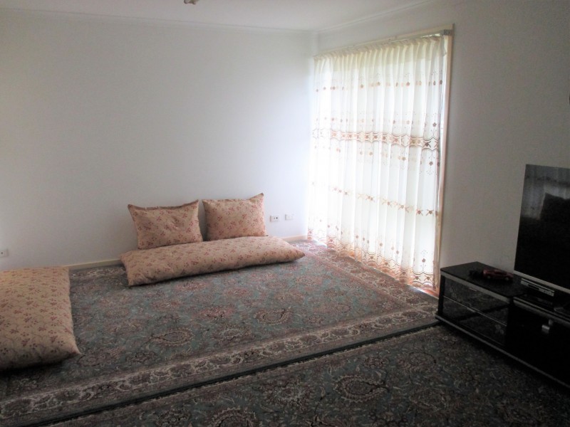 135 Somerville Road, Hampton Park VIC 3976