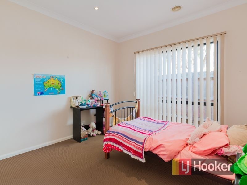 69 Elliot Parade, Lynbrook VIC 3975