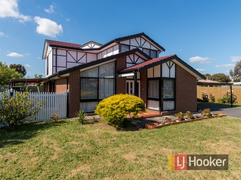 3 Beckington Crescent, Hampton Park VIC 3976