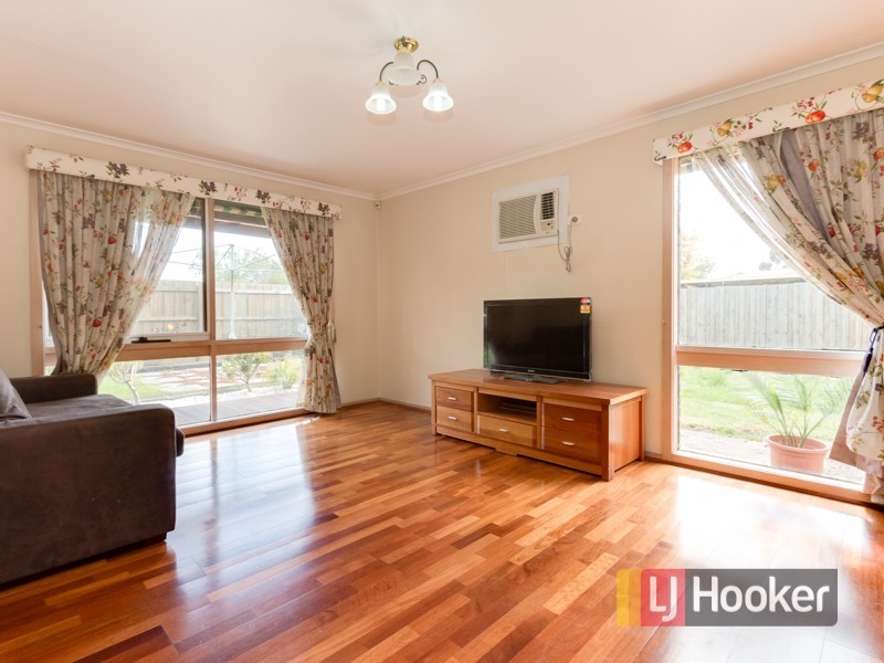 3 Beckington Crescent, Hampton Park VIC 3976