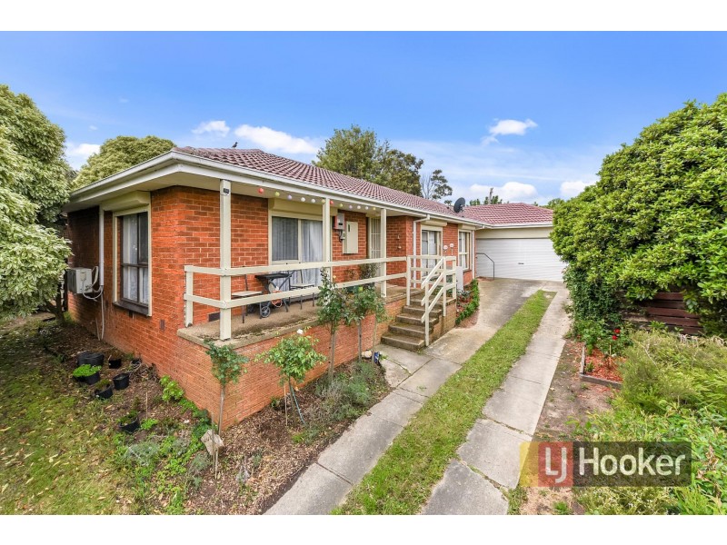 6 Peppermint Court, Hampton Park VIC 3976