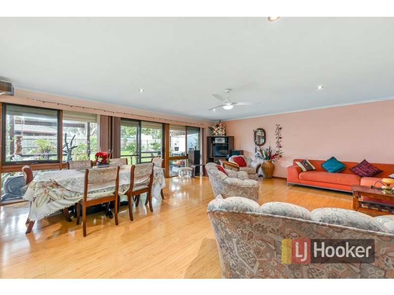 6 Peppermint Court, Hampton Park VIC 3976