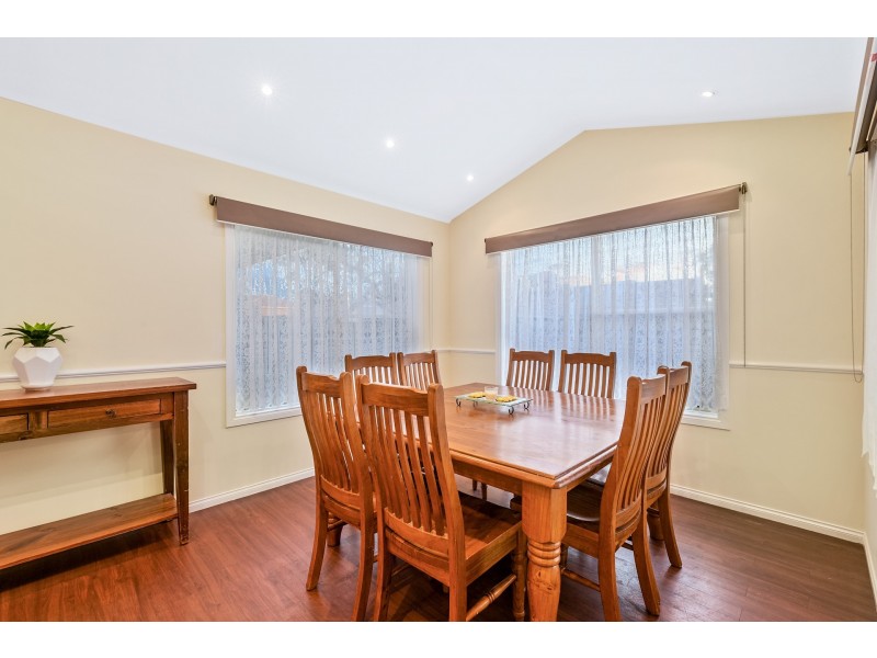 4 Chauncy Way, Lynbrook VIC 3975