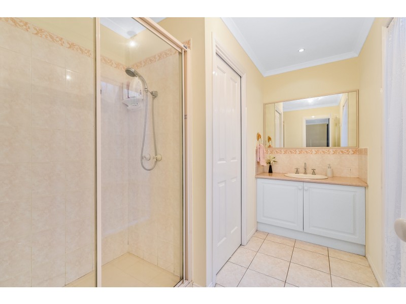 4 Chauncy Way, Lynbrook VIC 3975