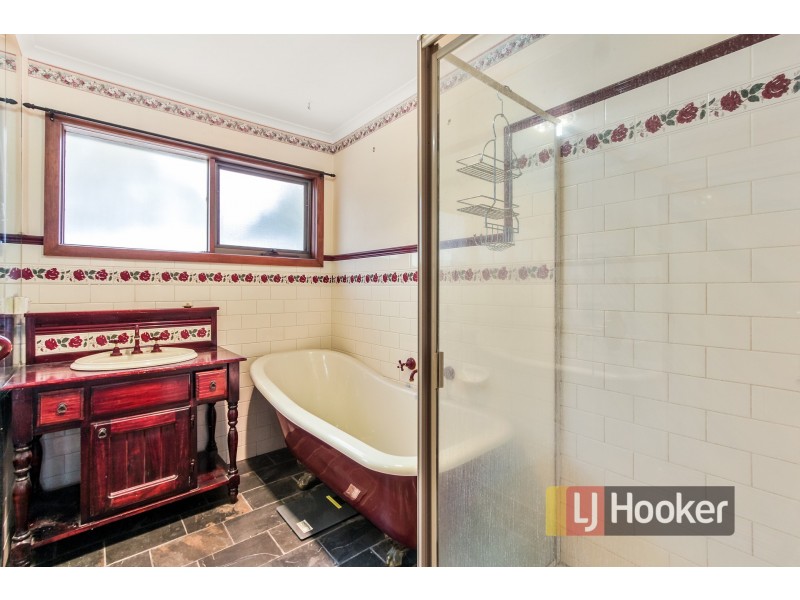 41 Somerville Road, Hampton Park VIC 3976