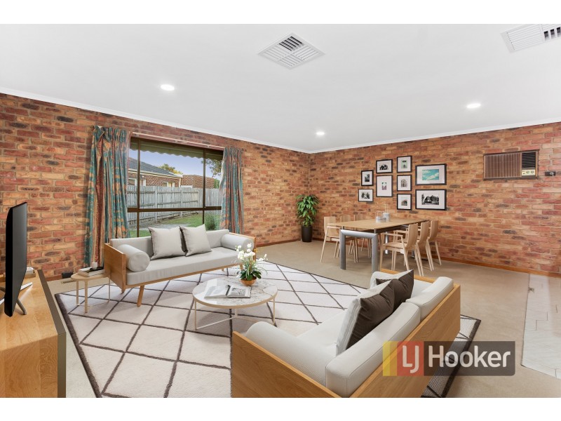 9 Lorraine Court, Hampton Park VIC 3976