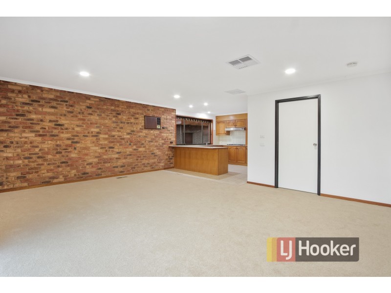 9 Lorraine Court, Hampton Park VIC 3976