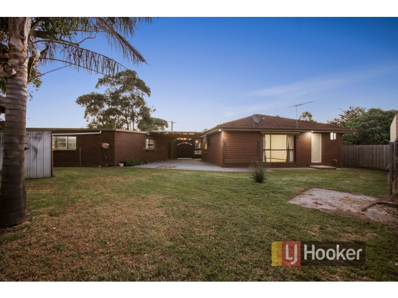 9 Lorraine Court, Hampton Park VIC 3976